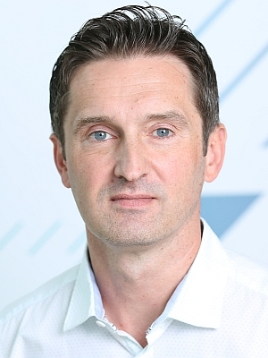 Portraitfoto von Dragan Simic